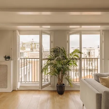Light, Spacious, Perfect Location Amsterdam