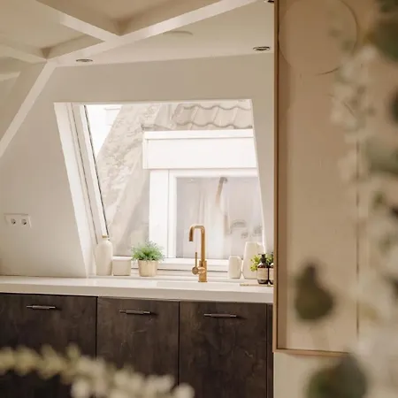 Light, Spacious, Perfect Location Amsterdam
